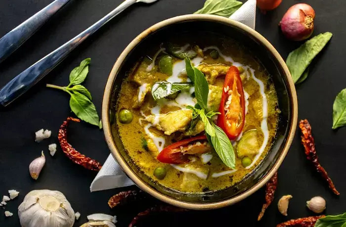 Zielone curry zupa